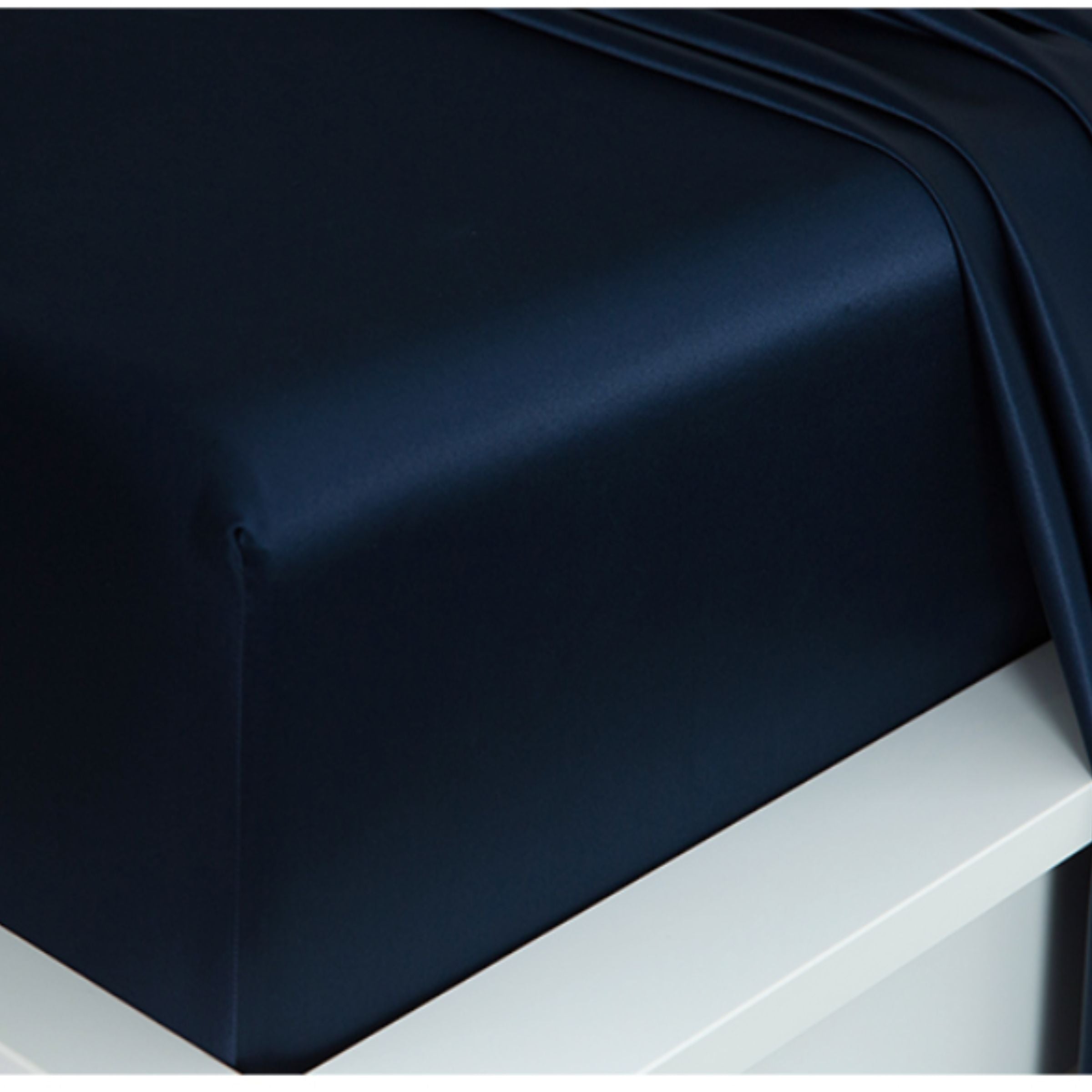 Drap housse en soie 22momme bleu marine