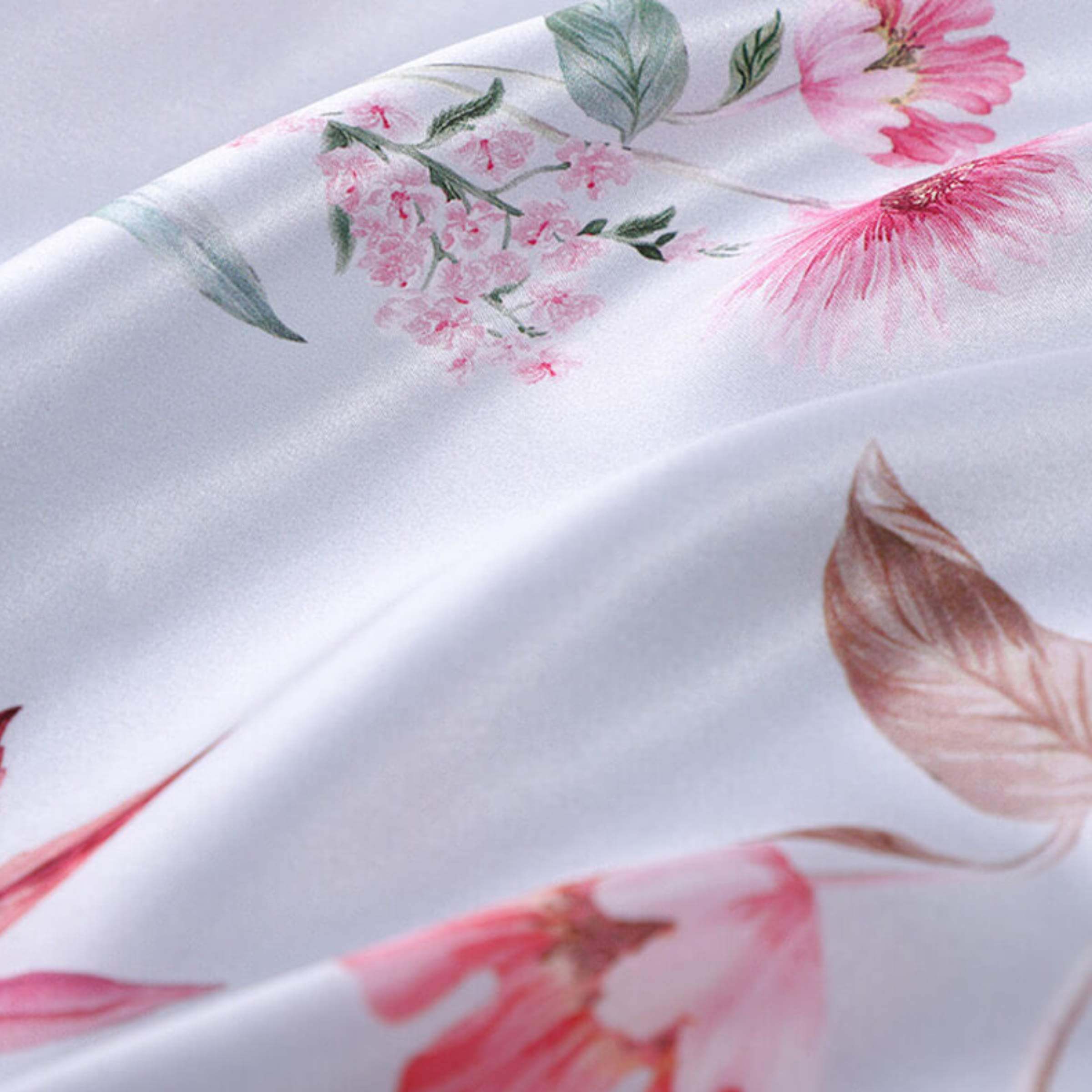 Pañuelo de seda floral (90×90 cm)