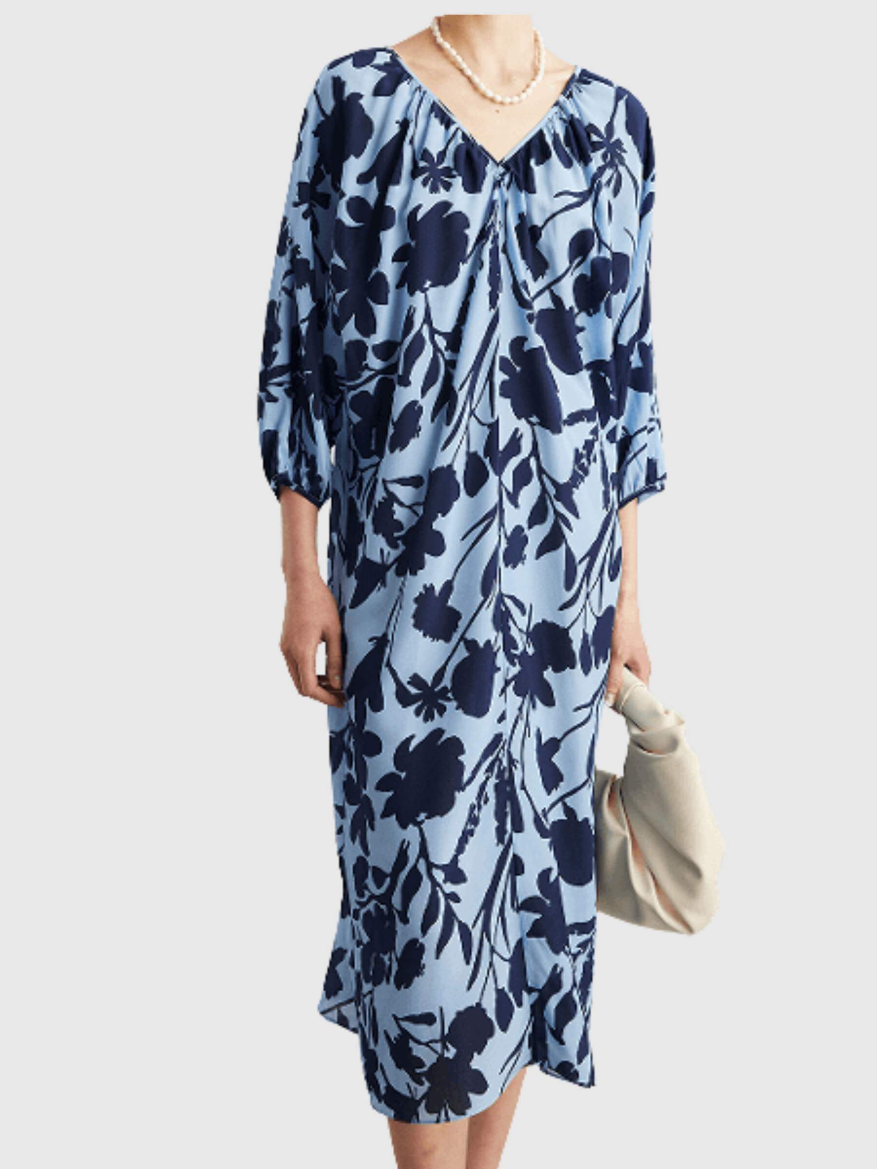 Robe en soie à fleurs