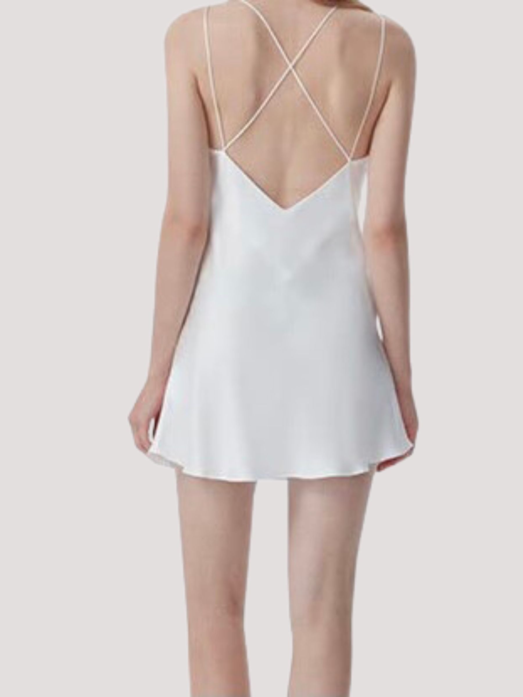 Néligé en soie à doubles bretelles spaghetti