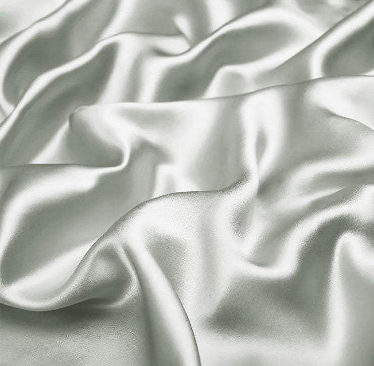 Drap en soie 22momme Argent