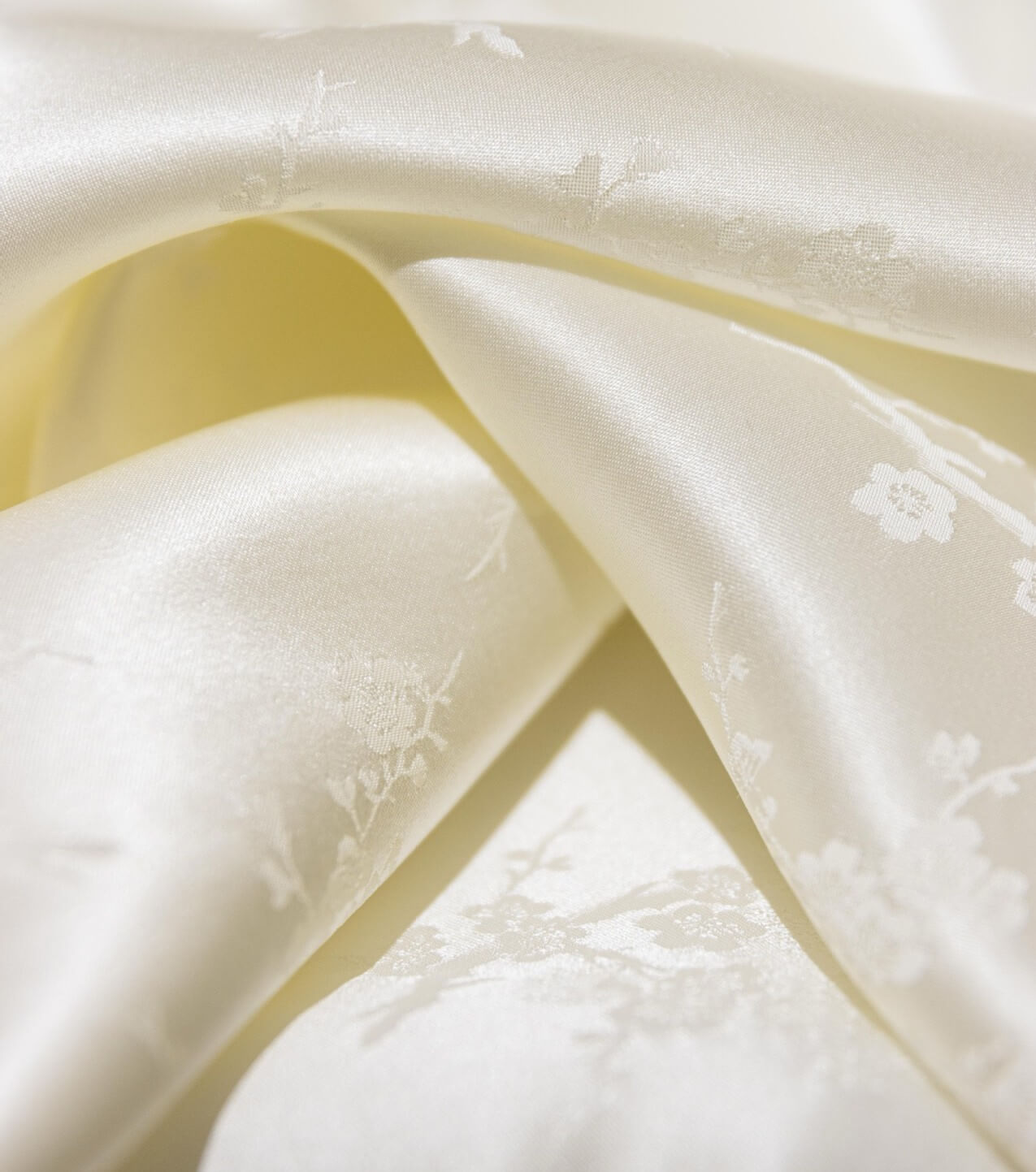 Pantalones de jacquard de seda