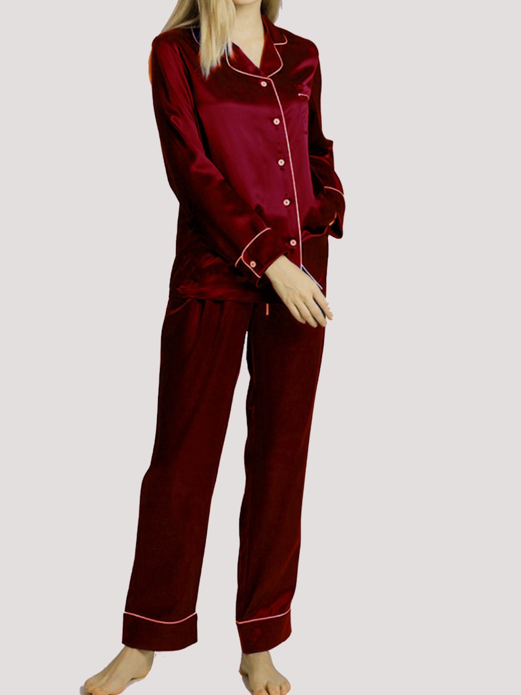 Pijamas de seda para mujer