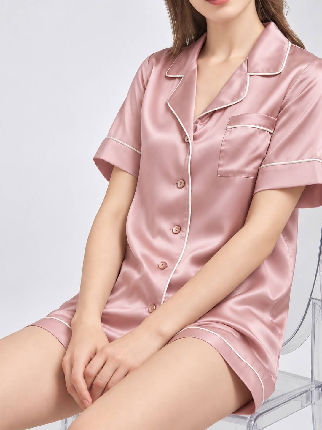 Pijamas de seda para mujer