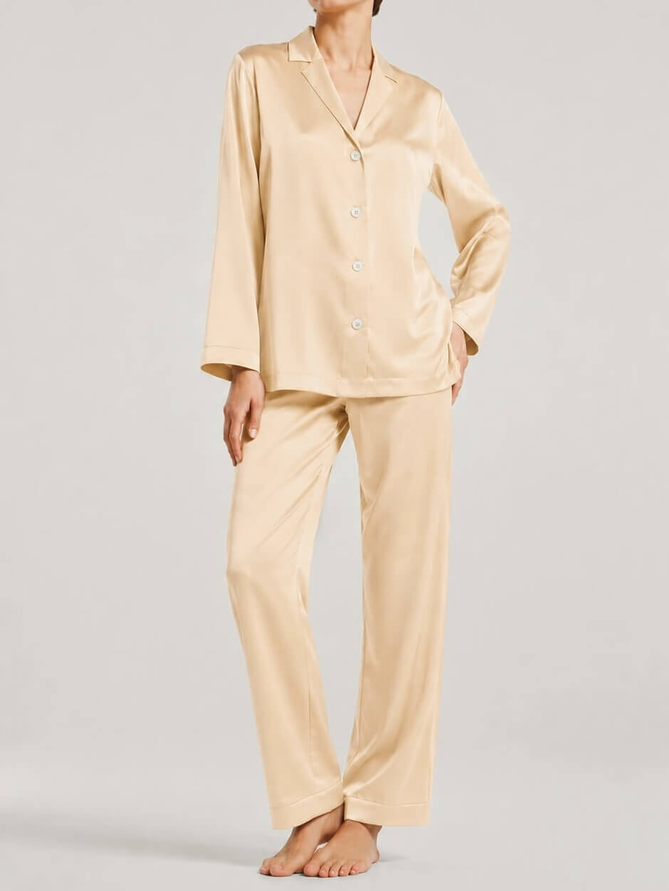 Pijamas de seda para mujer