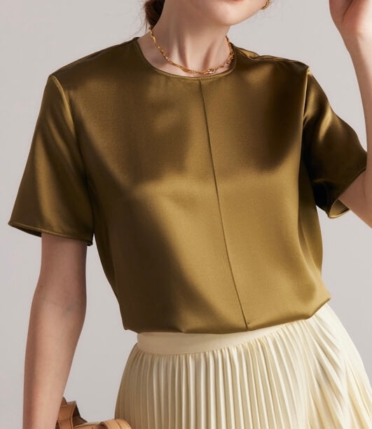 Short-sleeved silk blouse